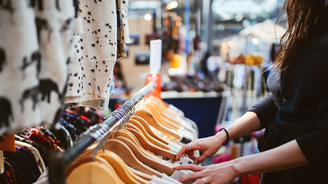 10+ Benefits of buying wholesale clothing For Your Retail Business